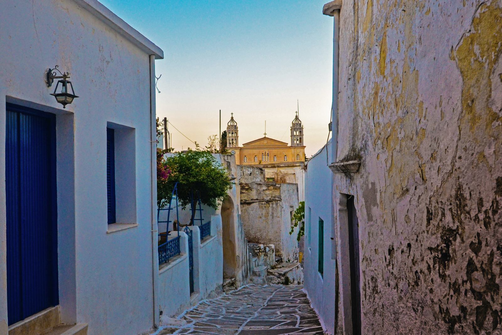 church of 100 doors paros